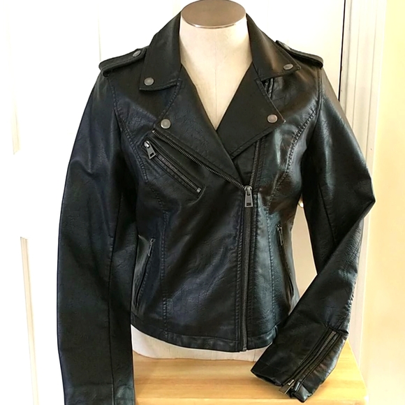 NEW Levi's Vegan Leather Moto Jacket Size Small